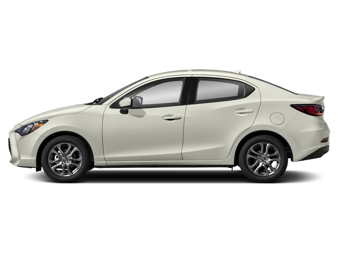 2019 Toyota Yaris L photo 2