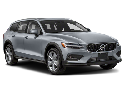 2022 Volvo V60 Cross Country T5