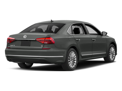 2018 Volkswagen Passat 2.0T R-Line