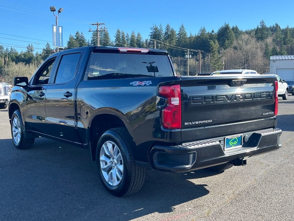 2022 Chevrolet Silverado 1500 Custom