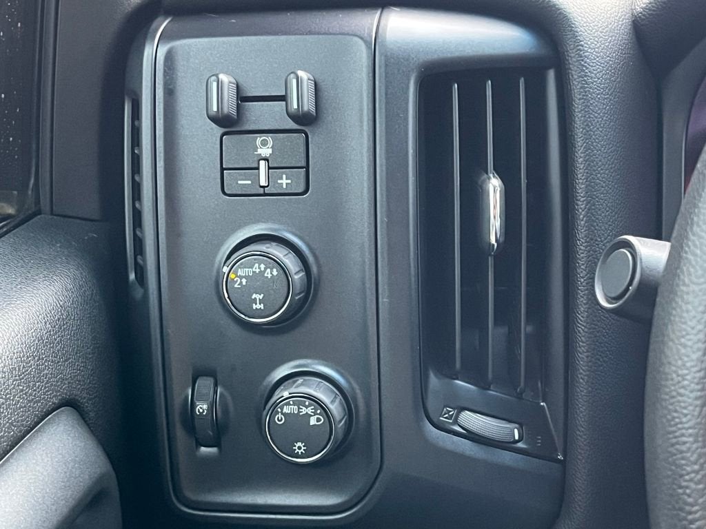 2018 Chevrolet Silverado 1500 LS