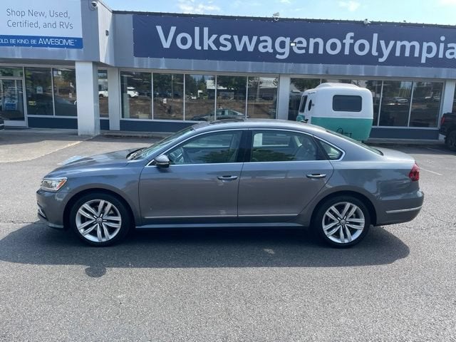 2017 Volkswagen Passat 1.8T SE
