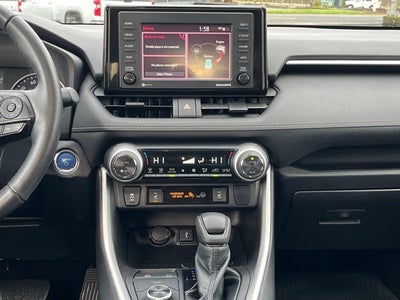 2022 Toyota RAV4 Hybrid XLE