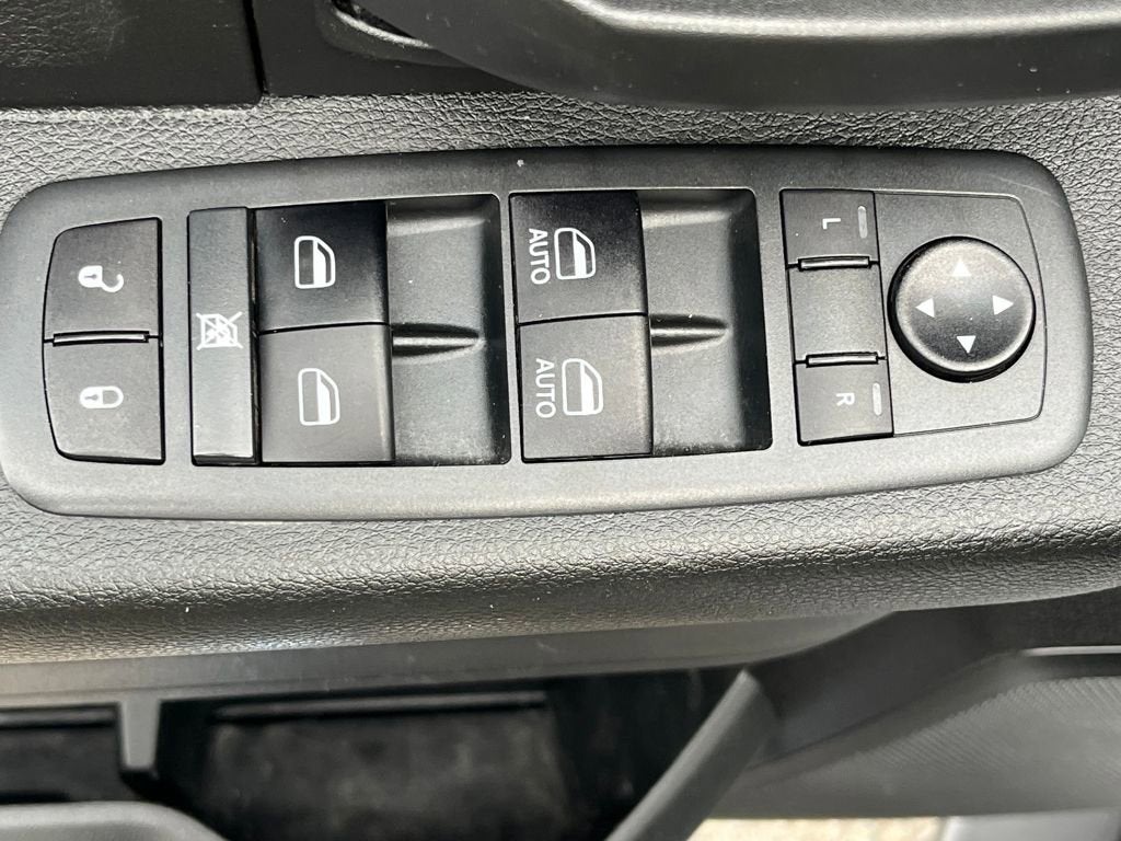 2020 RAM 3500 Tradesman Crew Cab 4x4 6'4" Box