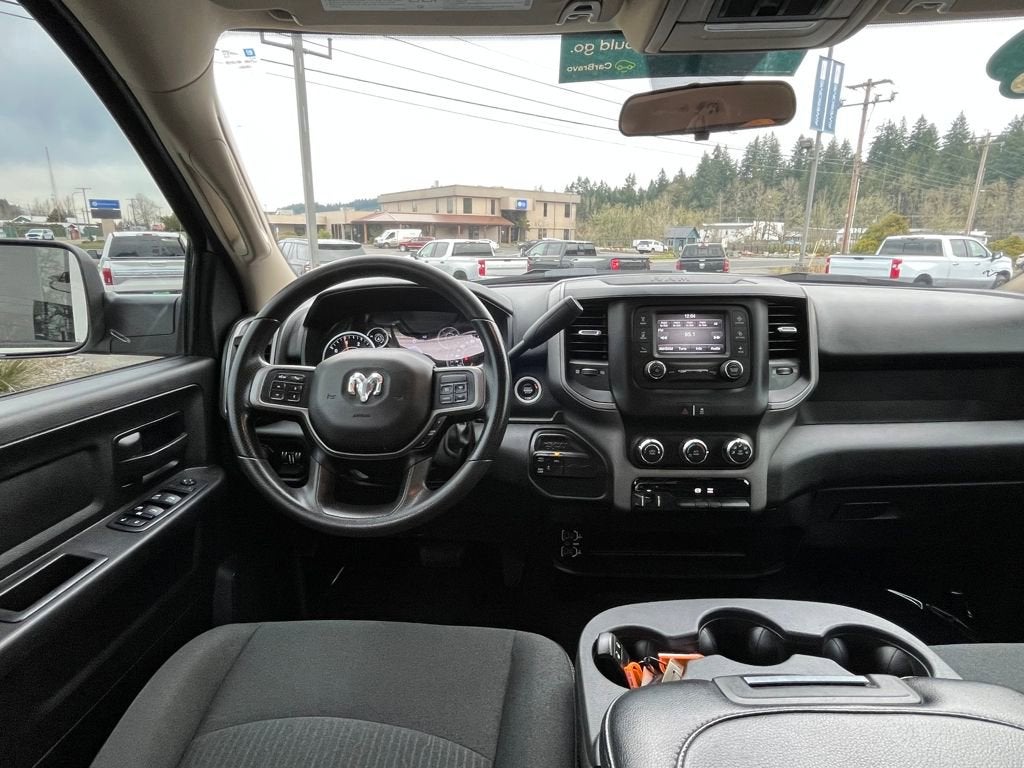 2020 RAM 3500 Tradesman Crew Cab 4x4 6'4" Box