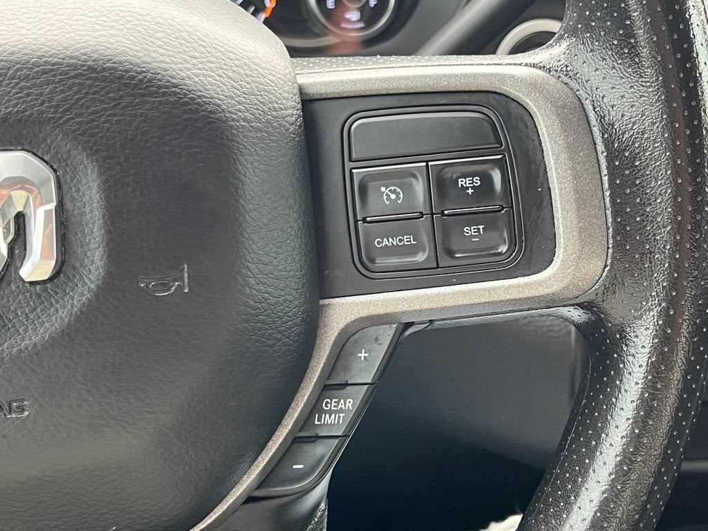 2020 RAM 3500 Tradesman Crew Cab 4x4 6'4" Box