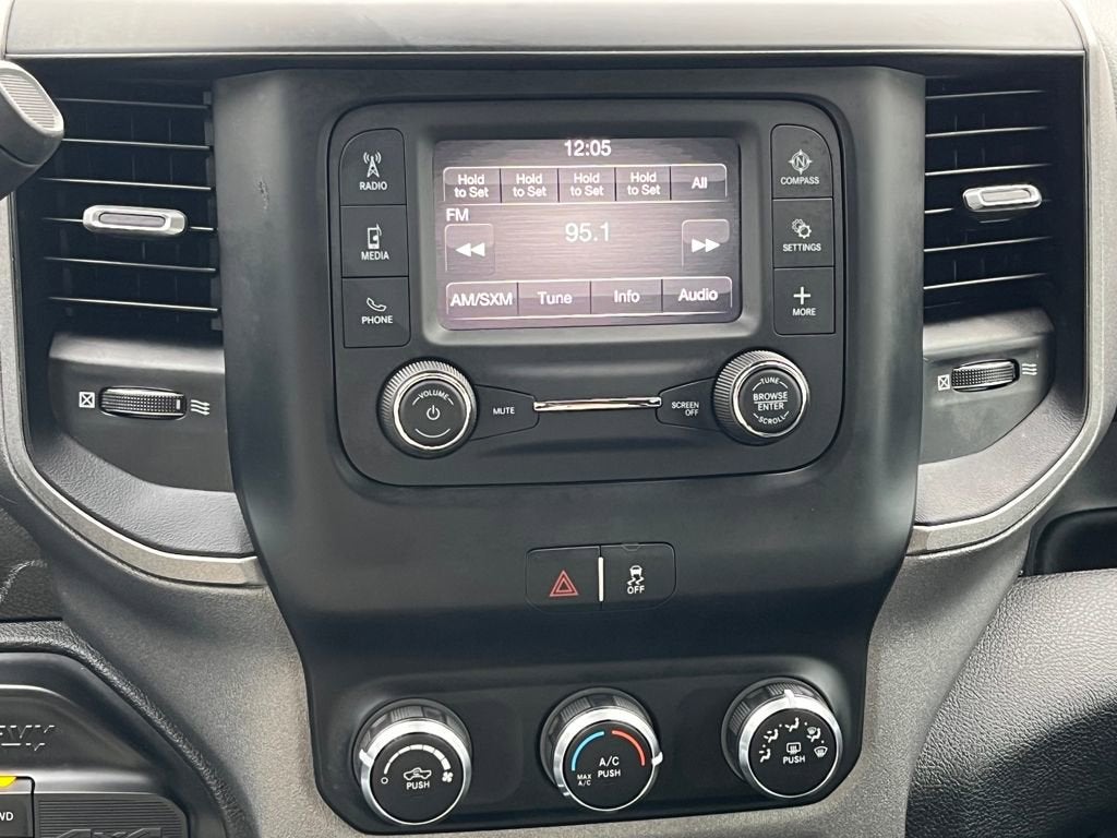 2020 RAM 3500 Tradesman Crew Cab 4x4 6'4" Box