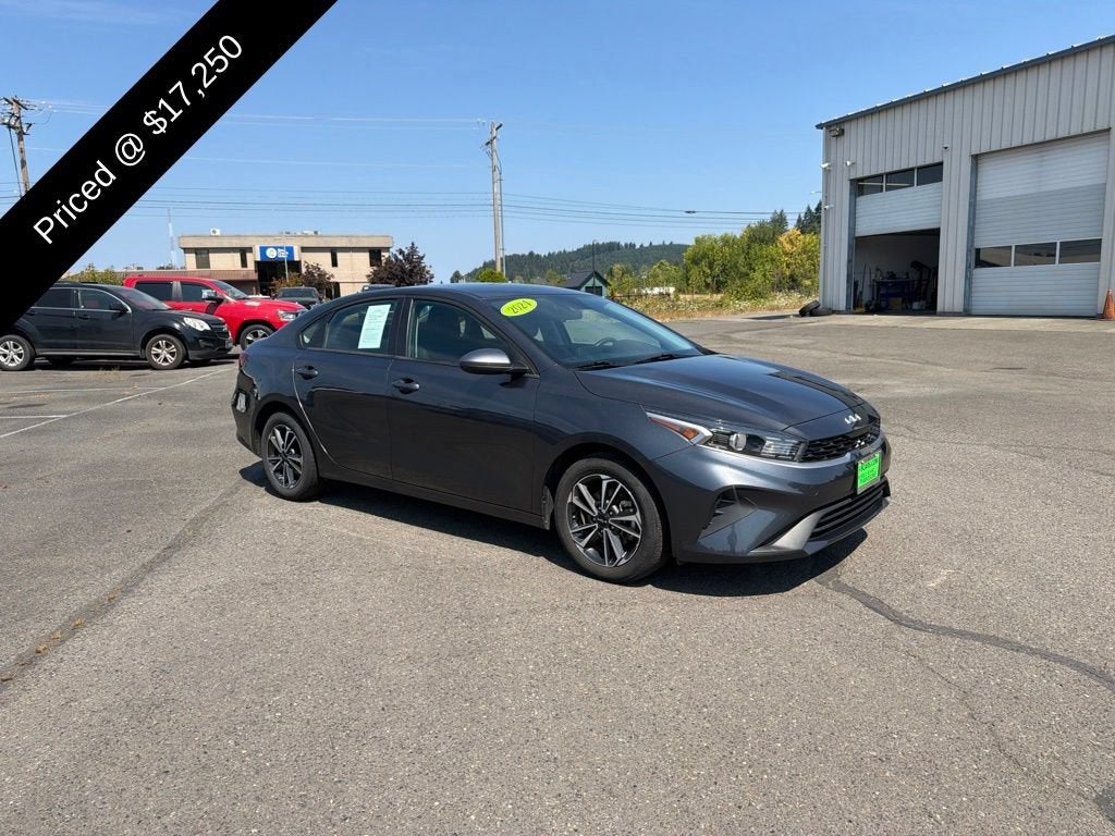 2024 Kia Forte LXS