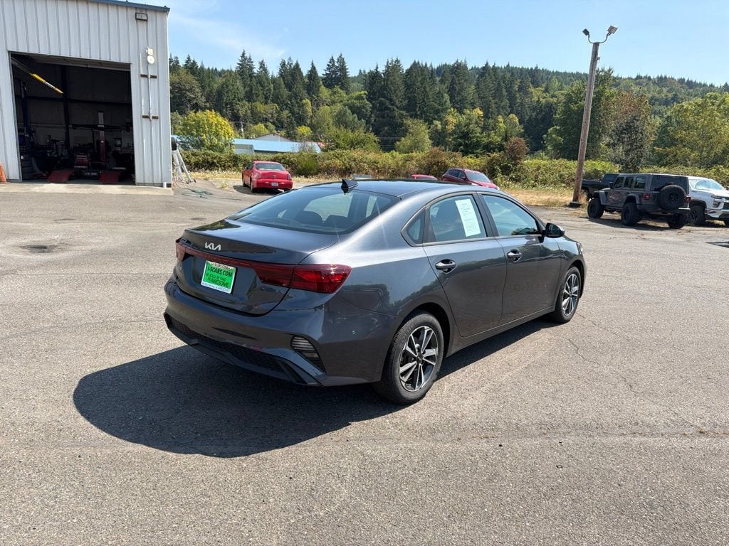 2024 Kia Forte LXS