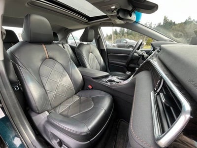 2018 Toyota Camry Hybrid XLE