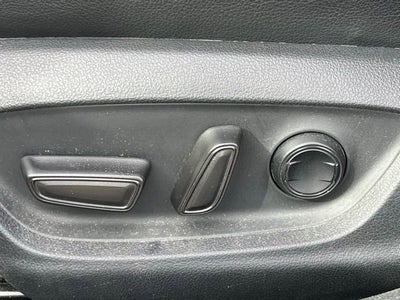 2018 Toyota Camry Hybrid XLE