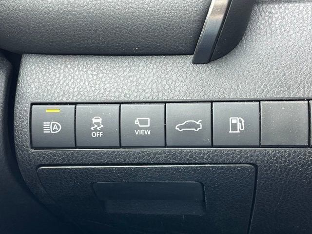 2018 Toyota Camry Hybrid XLE