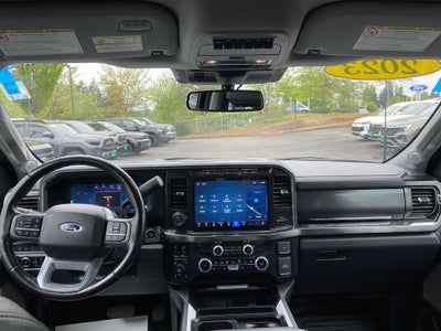 2023 Ford F-350SD Lariat
