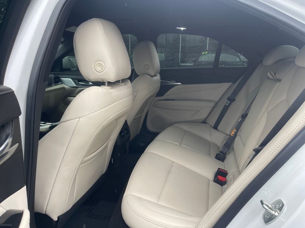 2025 Cadillac CT4 Luxury