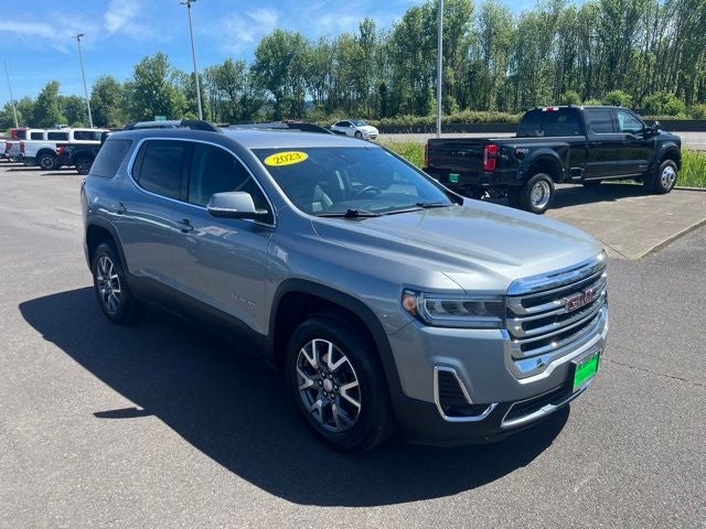 2023 GMC Acadia SLT