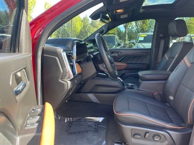 2024 GMC Canyon AT4