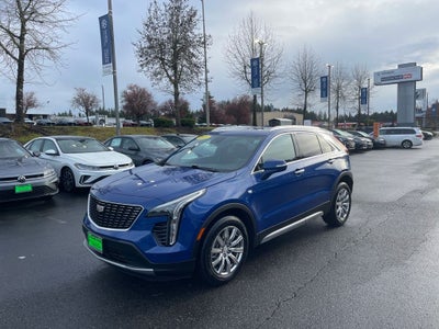 2022 Cadillac XT4 Premium Luxury