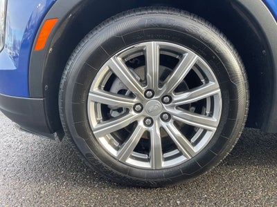 2022 Cadillac XT4 Premium Luxury