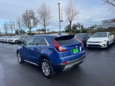 2022 Cadillac XT4 Premium Luxury