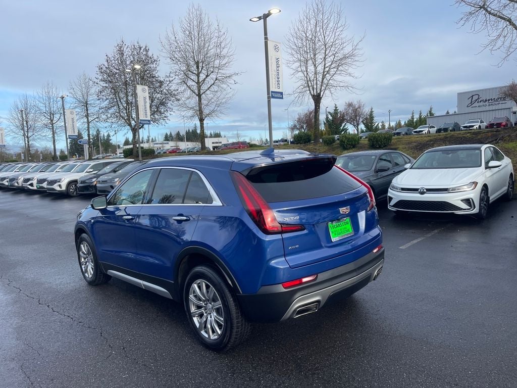 2022 Cadillac XT4 Premium Luxury