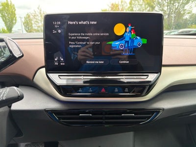 2023 Volkswagen ID.4 Pro