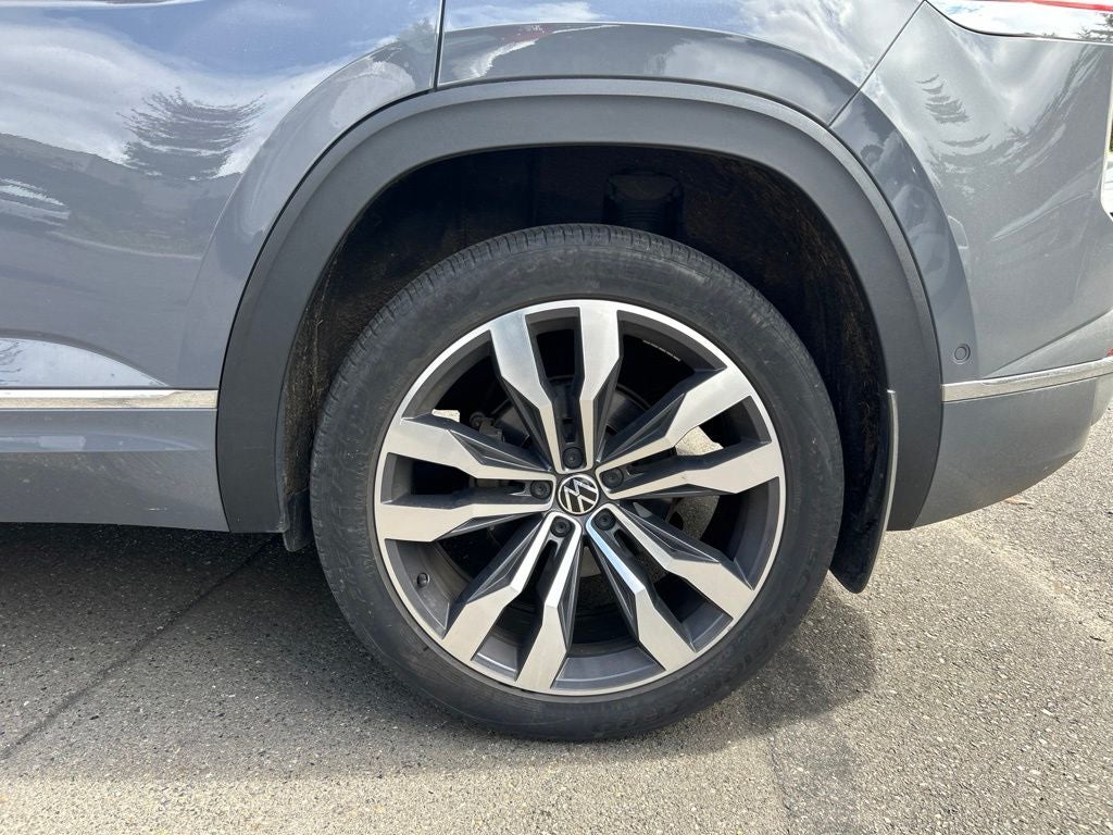 2022 Volkswagen Atlas Cross Sport 3.6L V6 SEL Premium R-Line