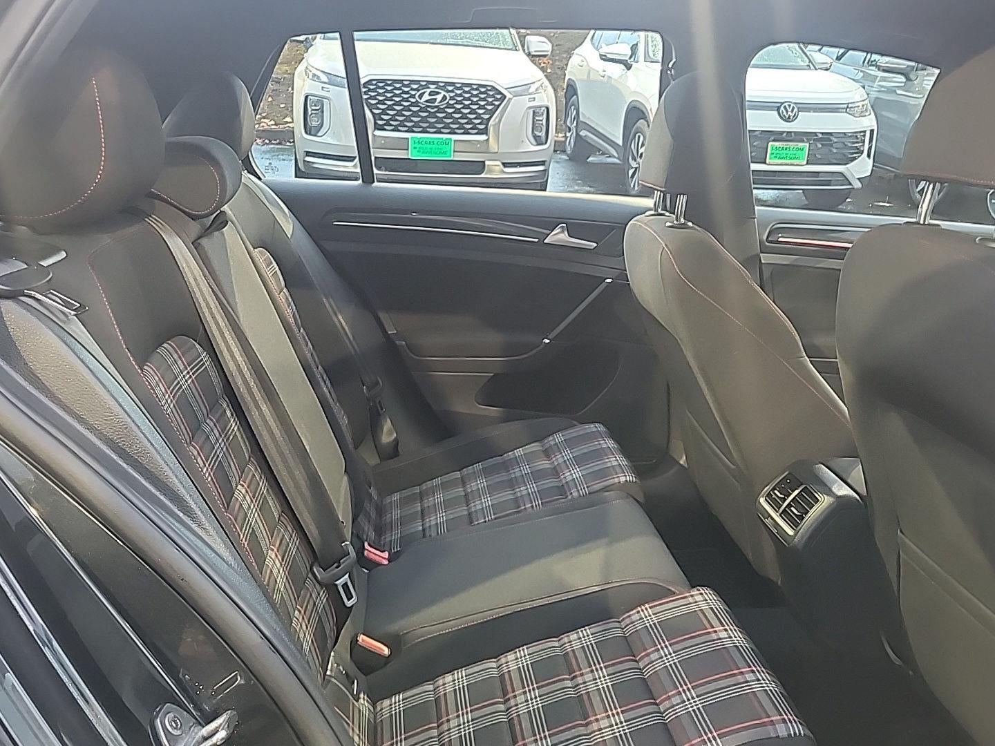 2017 Volkswagen Golf GTI Autobahn