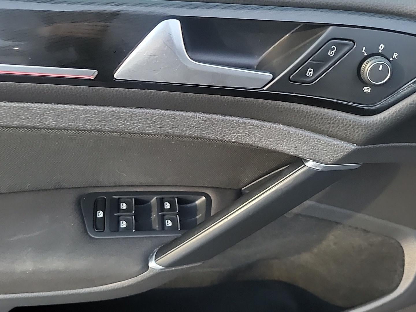 2017 Volkswagen Golf GTI Autobahn