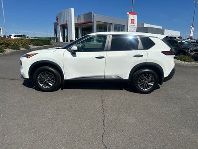 2022 Nissan Rogue S