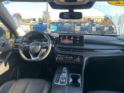 2022 INFINITI QX60 LUXE