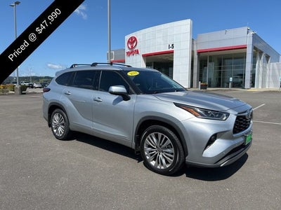 2024 Toyota Highlander Hybrid Platinum