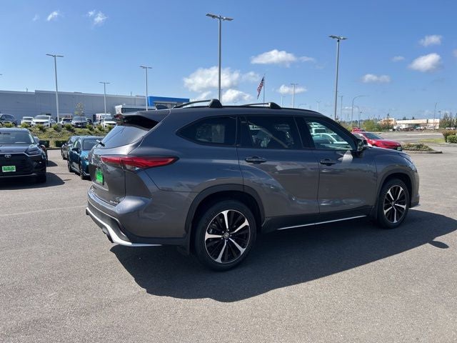 2022 Toyota Highlander XSE