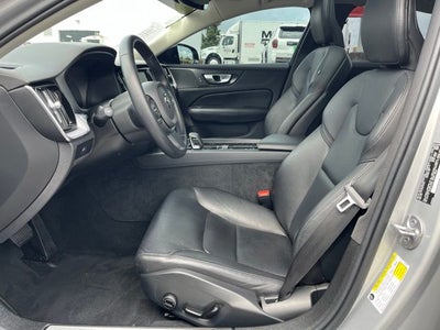 2024 Volvo S60 B5 Core Dark Theme