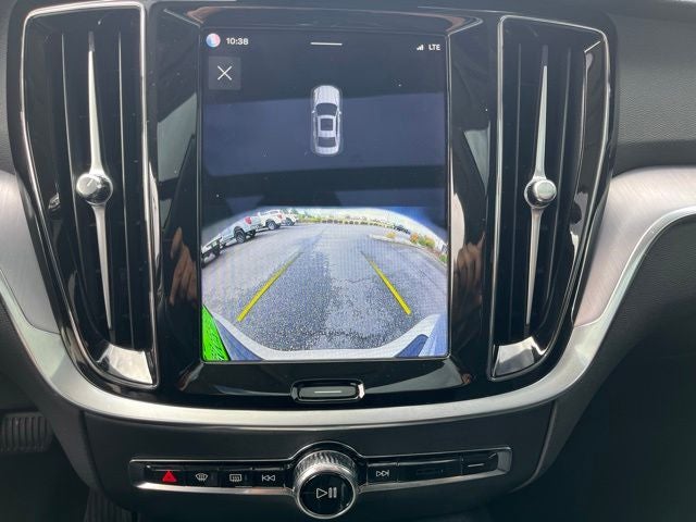 2024 Volvo S60 B5 Core Dark Theme