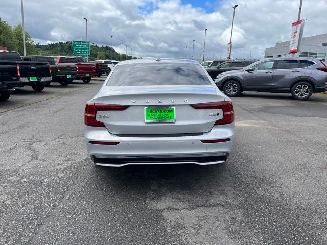 2024 Volvo S60 B5 Core Dark Theme