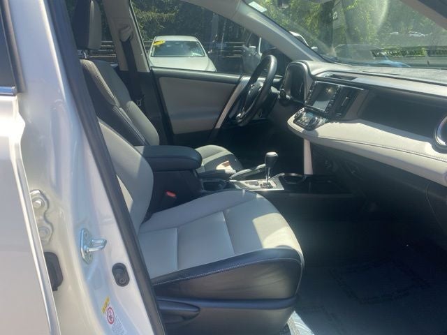 2016 Toyota RAV4 Hybrid Limited
