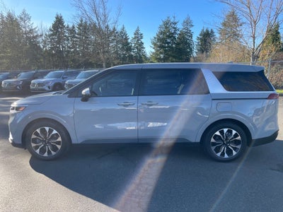 2024 Kia Carnival EX