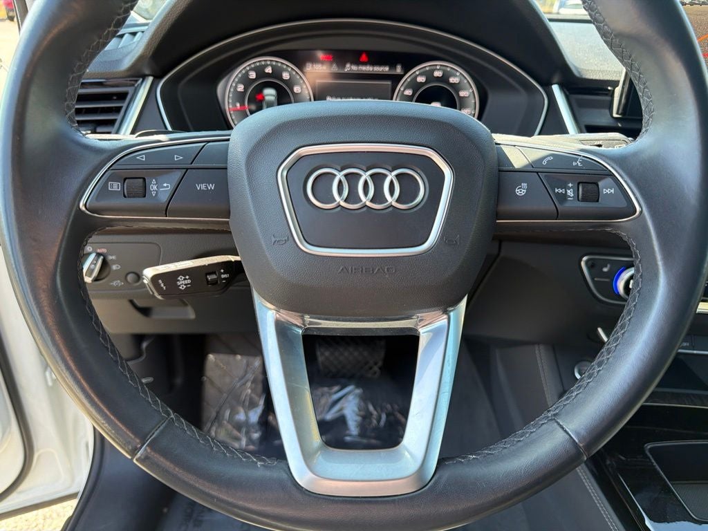 2024 Audi Q5 45 S line Premium quattro