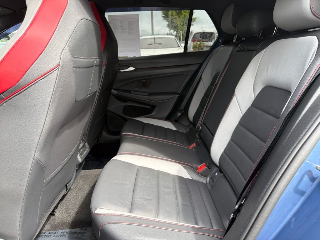 2025 Volkswagen Golf GTI 2.0T SE
