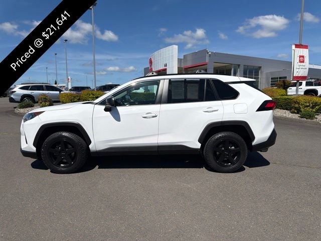 2019 Toyota RAV4 LE