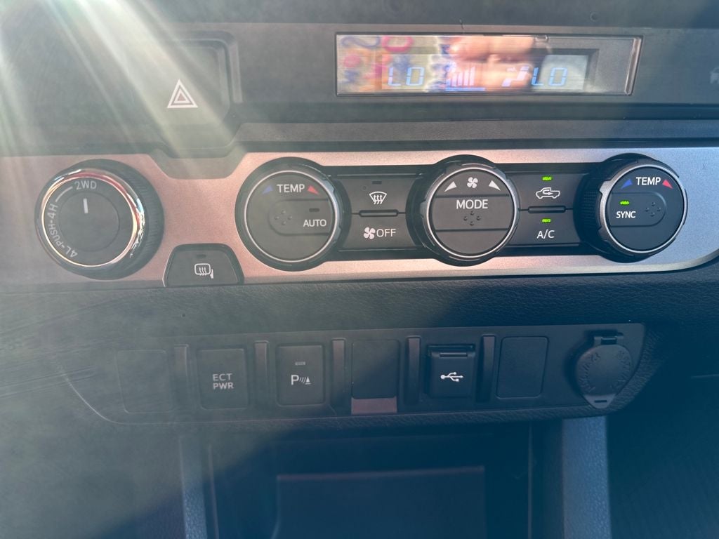 2022 Toyota Tacoma SR5 V6