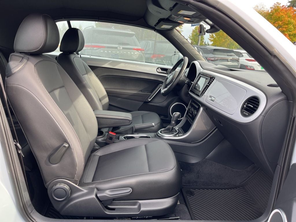2019 Volkswagen Beetle Convertible 2.0T SE