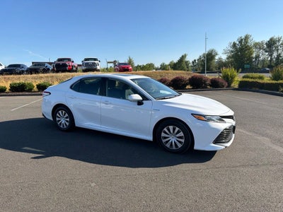 2019 Toyota Camry Hybrid LE