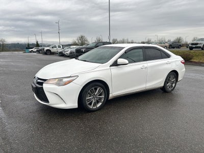 2017 Toyota Camry SE