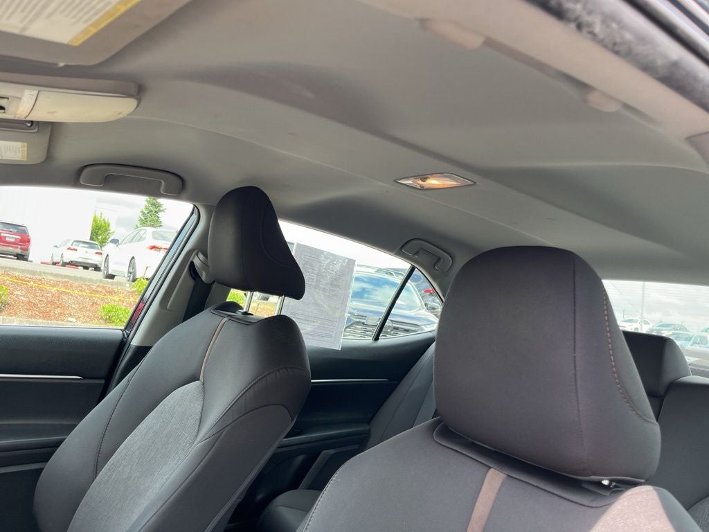 2020 Toyota Camry Hybrid LE