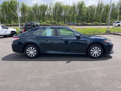 2020 Toyota Camry Hybrid LE
