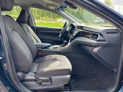 2020 Toyota Camry Hybrid LE