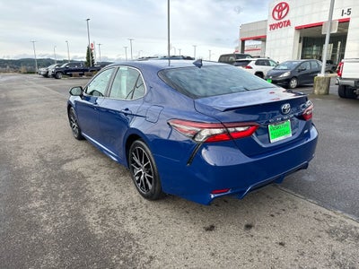 2024 Toyota Camry SE