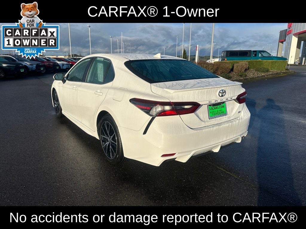 2024 Toyota Camry SE