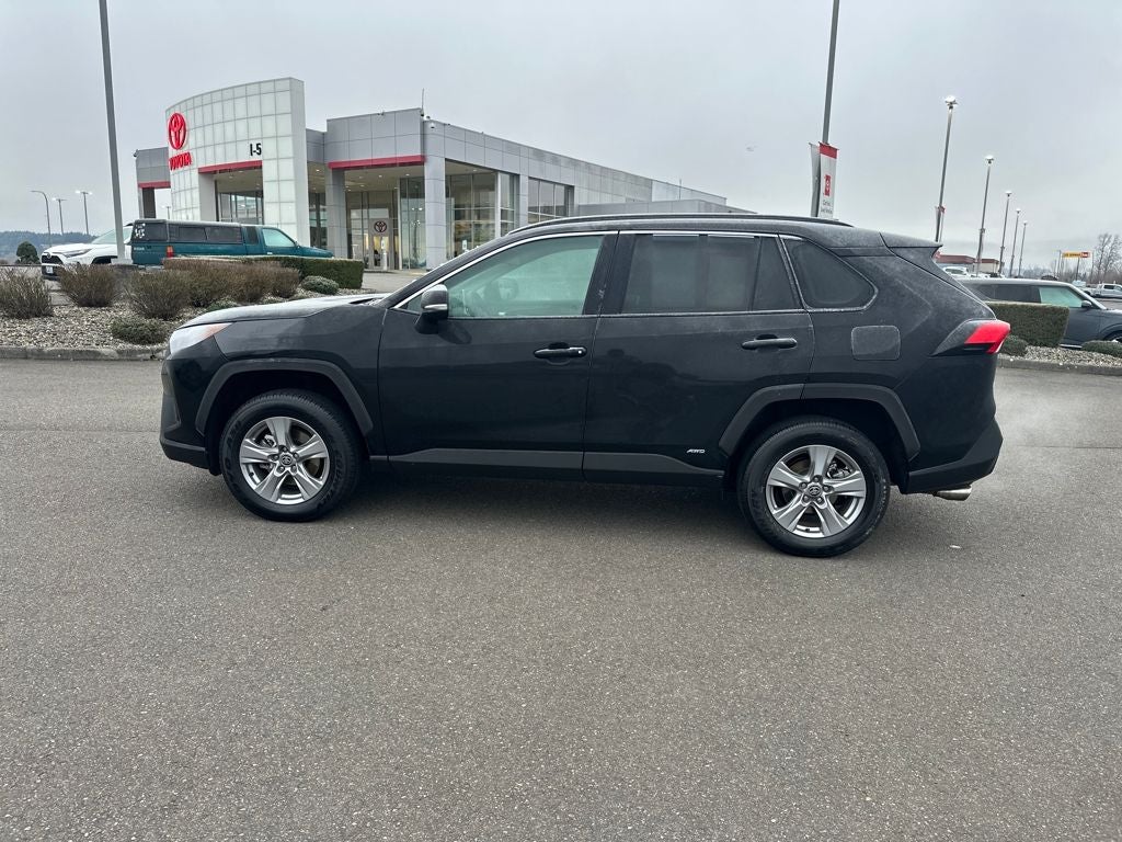 2025 Toyota RAV4 Hybrid XLE